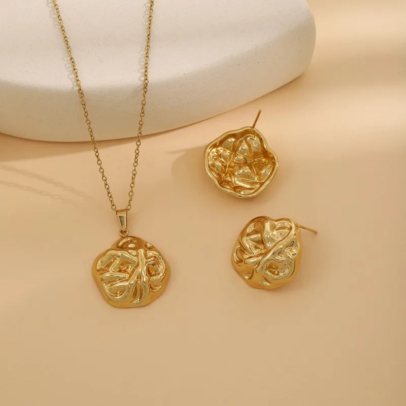 Fashion Alloy Jewellery Sets for Women Exquisite Irregular Luxury Creative Polygonal Geometry Flower Love Earrings Necklace Set