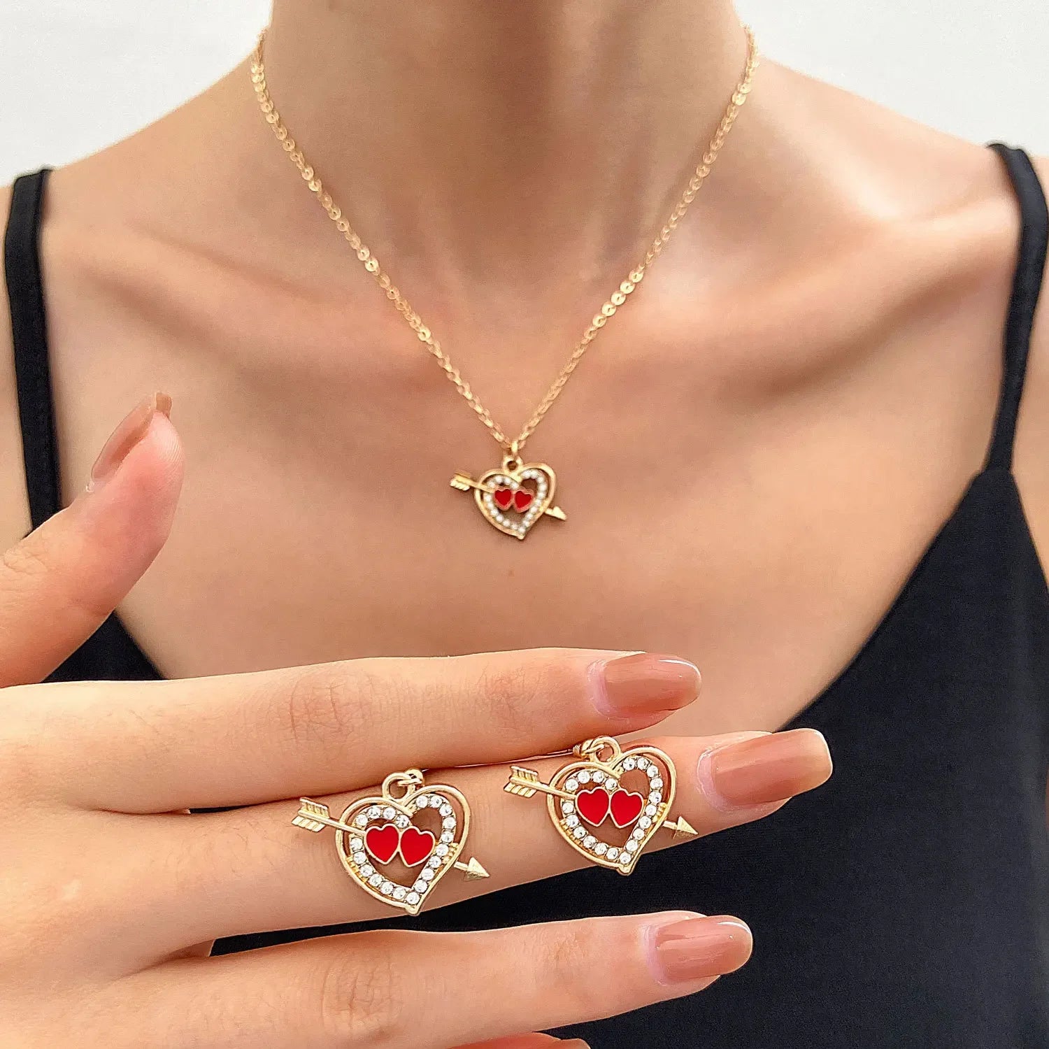 4 PCS Irregular Pearls Jewelry Set Korean Pearl Pendant Choker Stud Earring Rings for Women Classic Bracelet Wedding Jewelry