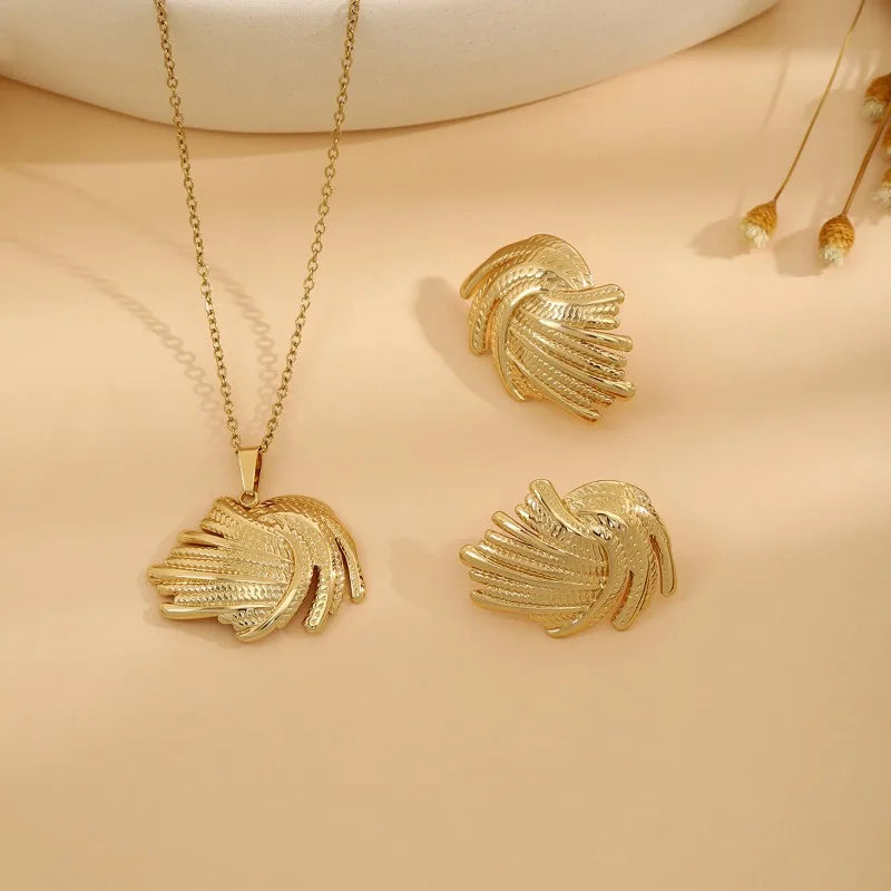 Fashion Alloy Jewellery Sets for Women Exquisite Irregular Luxury Creative Polygonal Geometry Flower Love Earrings Necklace Set