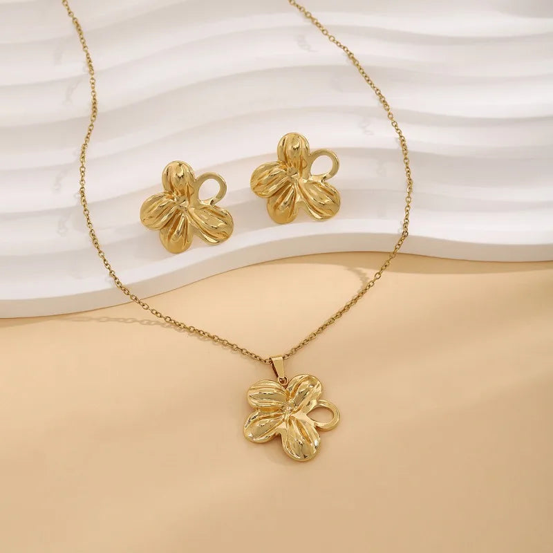 Fashion Alloy Jewellery Sets for Women Exquisite Irregular Luxury Creative Polygonal Geometry Flower Love Earrings Necklace Set