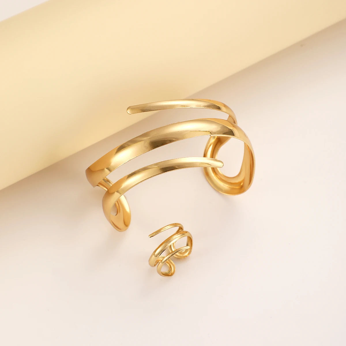 European And American Thick Bracelet And Ring Jewelry Set For Women Gold Color Geometric Line Bracelet Ring Combination Set Gift